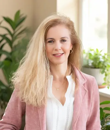 טל פלג - דיאטנית קלינית, תזונאית ופסיכולוגית במרפאת גפן